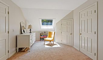 31 Pheasant Run Rd, Belgrade, ME 04917