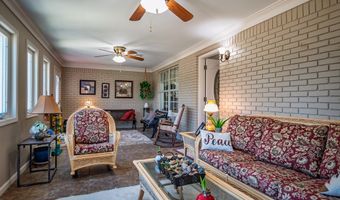 139 Hemlock Rd, Batesville, MS 38606