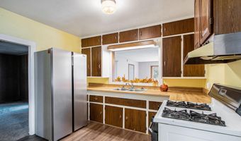 215 James St, Allegan, MI 49010