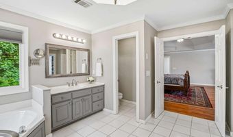 706 Braidwood Rdg NW, Acworth, GA 30101