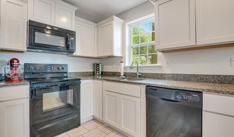 2545 S Albert St, Allentown, PA 18103