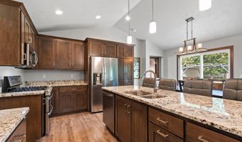 4410 W CAPITOL Dr, Appleton, WI 54913