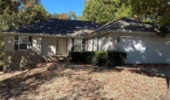 2 Radcliffe Dr, Bella Vista, AR 72714