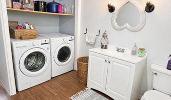 1010 Oakland Rd, Belgrade, ME 04917