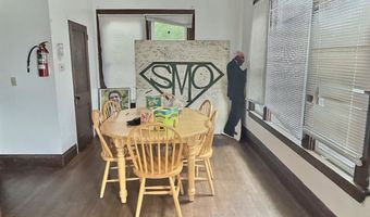 14 S High St, Athens, OH 45701