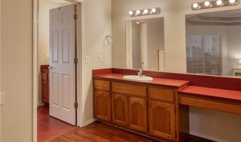 1330 Lakeview Estates Dr, Alma, AR 72921