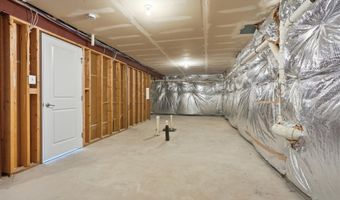 5 Adrift Ave, Barnegat, NJ 08005