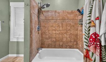 173 Market St, Aurora, IN 47001