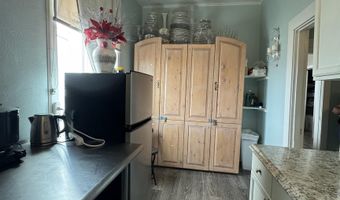 1221 Overland Ave, Burley, ID 83318