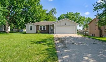 15629 Klamm St, Basehor, KS 66007