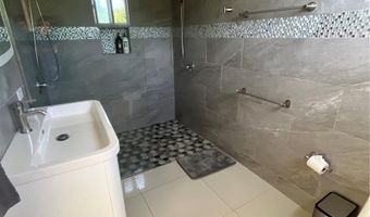 40 ROBLE Vly 40, Humacao, PR 00791