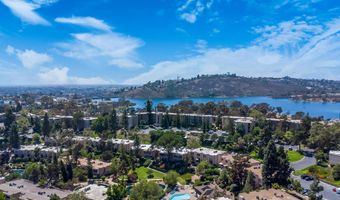 5700 Baltimore Dr 215, La Mesa, CA 91942