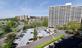 5911 EDSALL Rd 608, Alexandria, VA 22304
