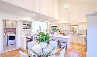 6 Grandstand Dr, Lincoln, RI 02865