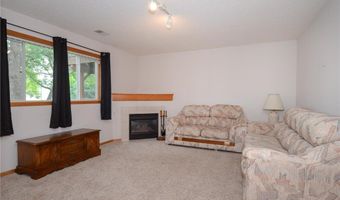 2768 Cutters Grove Cir, Anoka, MN 55303