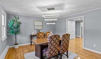 123 Stone Gate Dr, North Kingstown, RI 02852