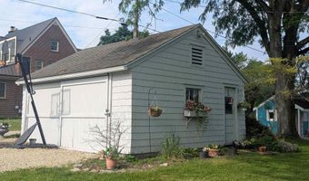 664 Columbia St, Berne, IN 46711