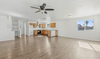 10426 W GRAYBACK Dr, Arizona City, AZ 85123