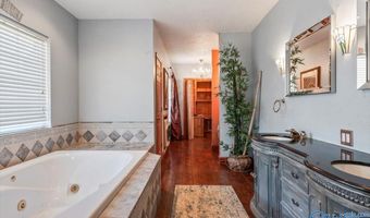 200 Thompson Falls Rd, Arab, AL 35016