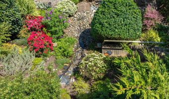 3956 BEACH LOOP Dr SW, Bandon, OR 97411