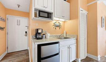 602 W Ft Macon Rd 218, Atlantic Beach, NC 28512