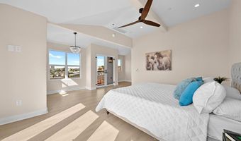 812 N Cleveland St 3, Oceanside, CA 92054