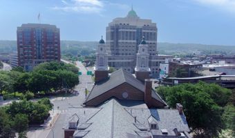 17 Chapel St 303, Albany, NY 12210