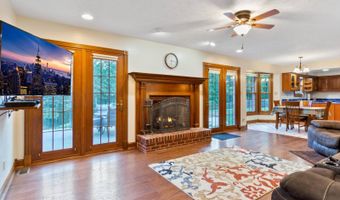 469 Mountain Ln, Albany, KY 42602
