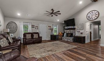 1615 Linton Rd, Benton, LA 71006