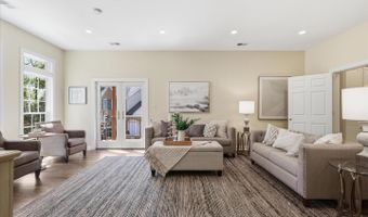 5014 GLEN PARK Rd, Annandale, VA 22003