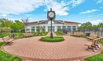 44589 YORK CREST Ter 300, Ashburn, VA 20147