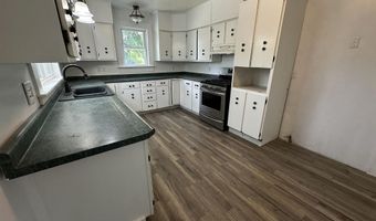 1020 E State St, Albany, IN 47320