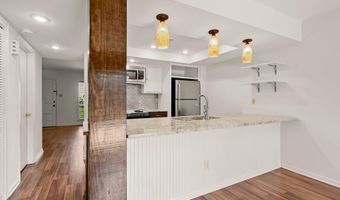 5645 Riverstone Dr, Baton Rouge, LA 70820