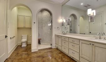 7470 Sevenoaks Ave, Baton Rouge, LA 70806
