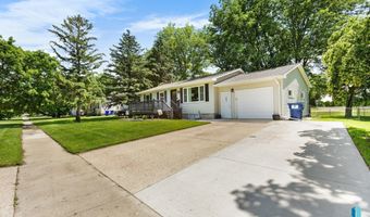 302 Front St, Aurora, SD 57002