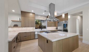 36 Hunting Horn Dr, Las Vegas, NV 89135