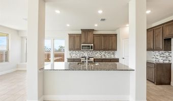 222 Shawnee Trl, Alvarado, TX 76009