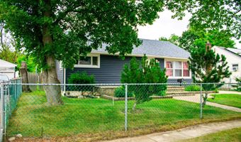 12 Silverpine Dr, Amityville, NY 11701