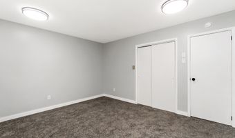 18 Holiday Dr, Albrightsville, PA 18210