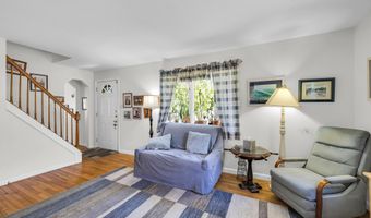 24 Toole Dr, Branford, CT 06405