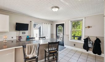 16 Murray St, Augusta, ME 04330