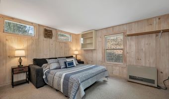 20 Boat Cove Rd, Alton, NH 03810