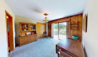 176 Powers Ave N, Alden, MN 56009