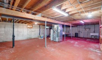1702 Rae Ln, Madison, WI 53711