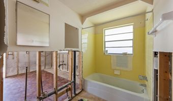 411 ALAMANDA Rd, Anna Maria, FL 34216