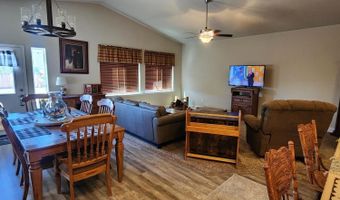 135 Cambridge Dr, Dayton, NV 89403