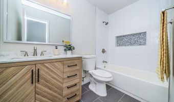 1301 N Elm St, Escondido, CA 92026