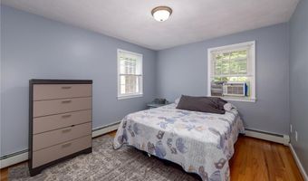 2 Elizabeth Ann Dr, Johnston, RI 02919