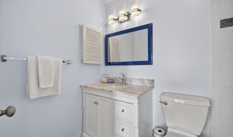 203 PRINCESS St, Alexandria, VA 22314