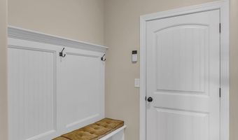 16657 Sandstone Cir, Basehor, KS 66007